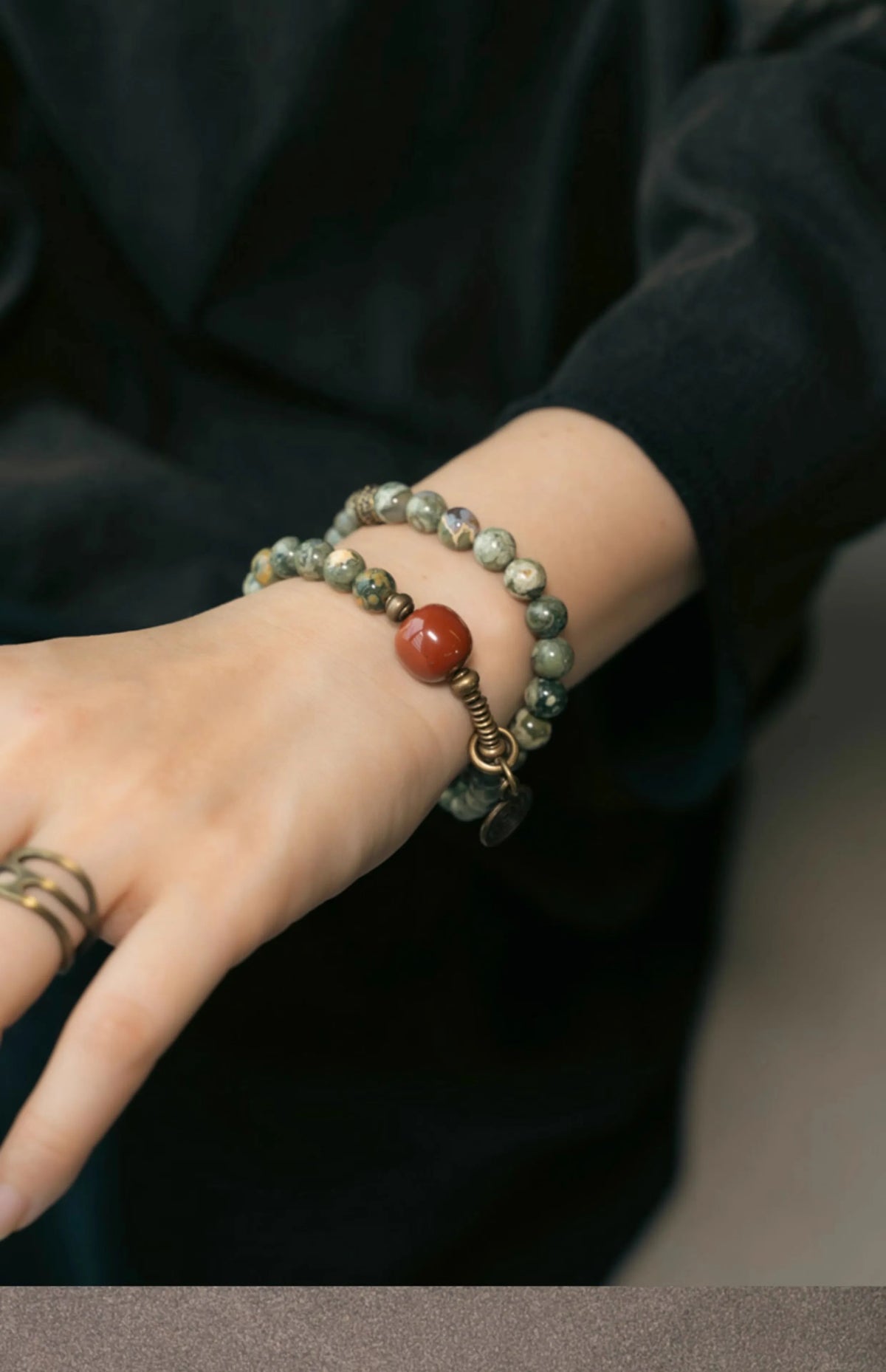 Bracelet Multirang Jade Vert ou Jaspe Rouge et Laiton – Fait Main, Homme et Femme