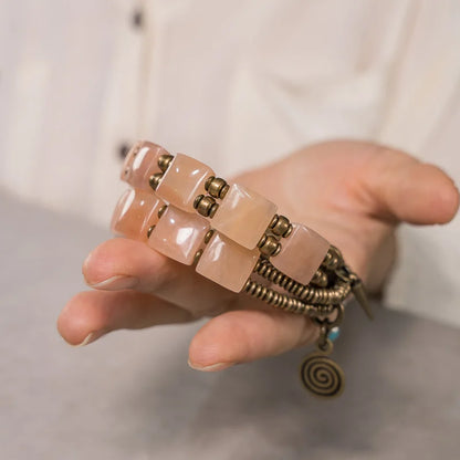 Bracelet Double Rang Quartz Rose Carré et Laiton Vintage – Cadeau pour Femme