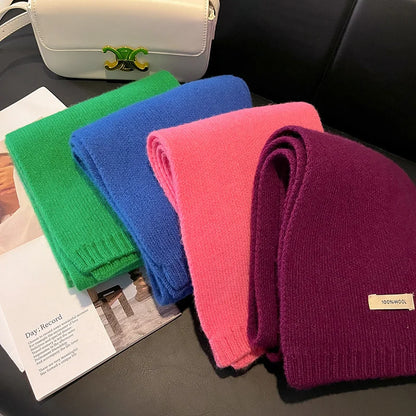 Écharpe en Laine Tricotée - Douceur et Chaleur d'Hiver