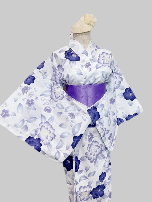 Yukata Deux Pièces Bleu et Blanc Floral | Kimono Japonais d'Été Doux et Raffiné