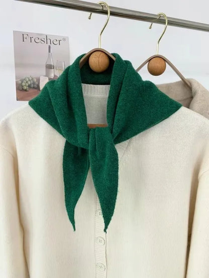 Écharpe Triangulaire en Laine Tricotée - Rayures Colorées