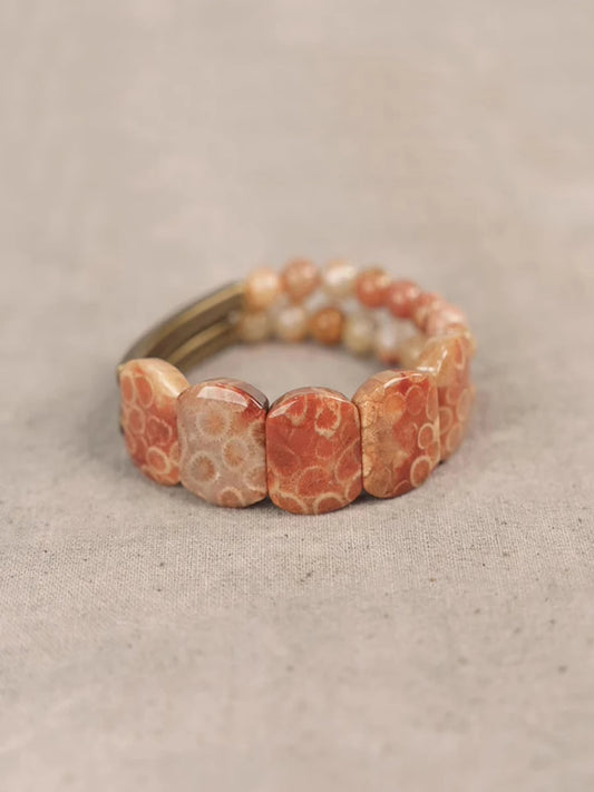 Bracelet Pierre Rouge Naturelle et Perles de Laiton – Bijou Yoga et Sérénité Unisexe