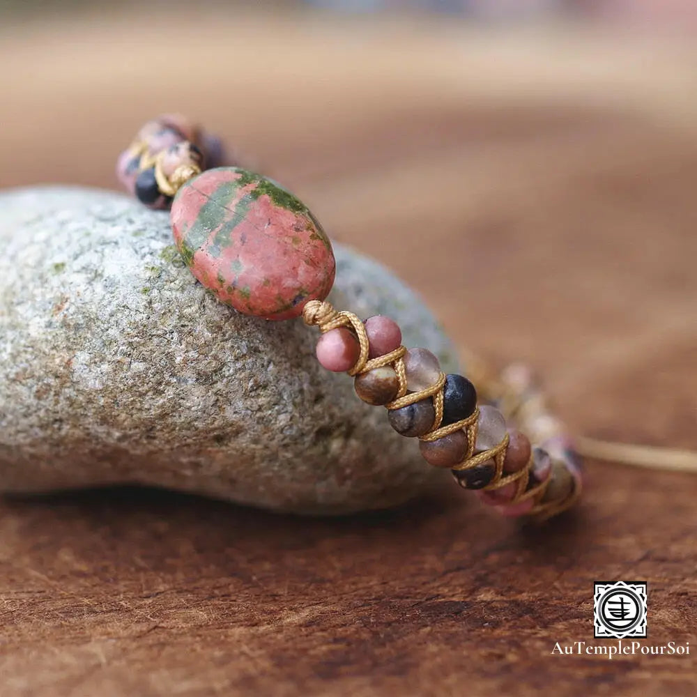 Bijou en Rhodonite pour Amour et Guérison Émotionnelle