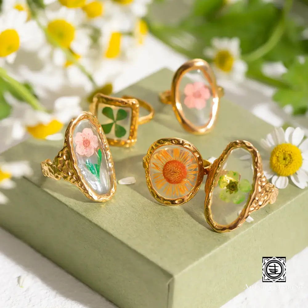 Bagues En Or Et Fleurs Naturelles - Collection Élégance Bohème Bague