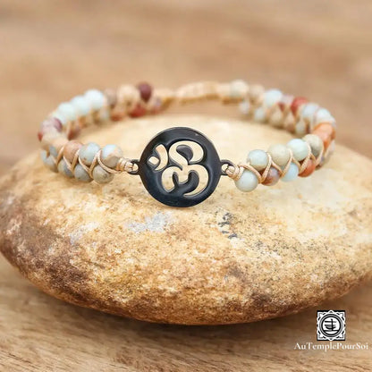 Bracelet de Méditation en Perles de Shoushan avec Om