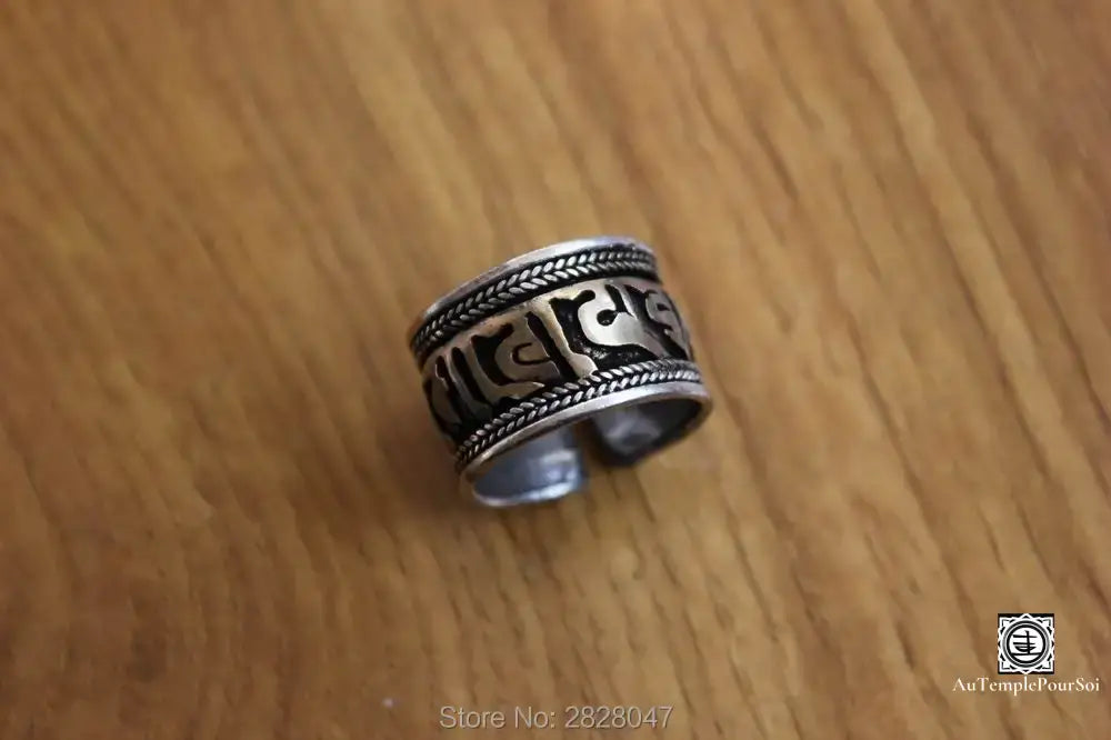 ’Chant Du Lotus’ - Anneau Mantra Tibétain Bague - Tibet