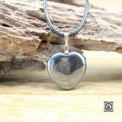 ’Coeur De Pierre’ Pendentif En Pierre Naturelle Hematite Pendentif