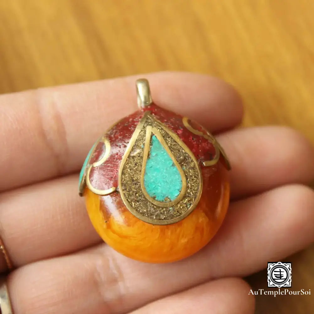 ’Essence D’ambre’ - Pendentif Floral En Laiton Avec Turquoise Pendentif - Tibet