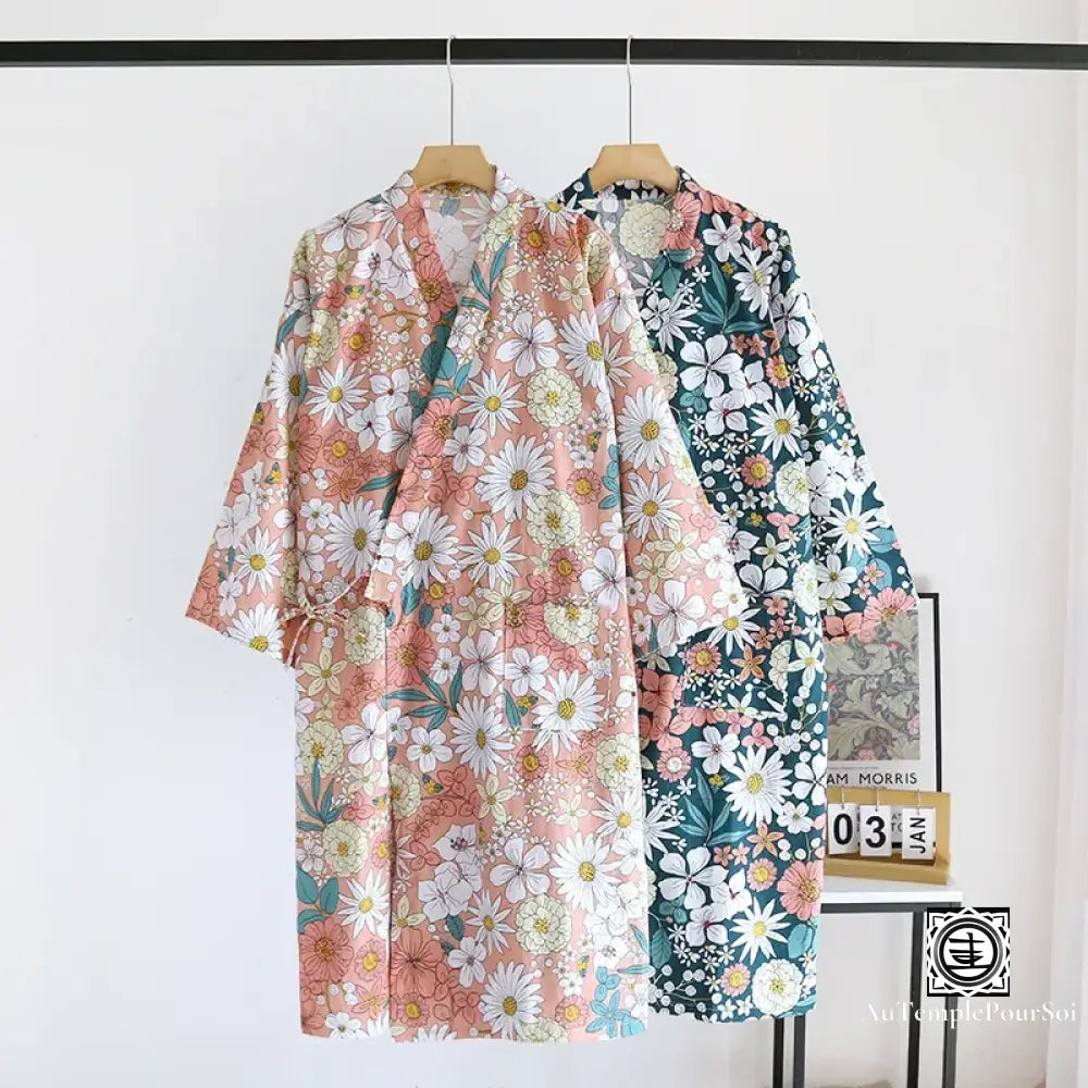 Kimono Floral En Édition Limitée - Éclat Naturel Et Design Moderne