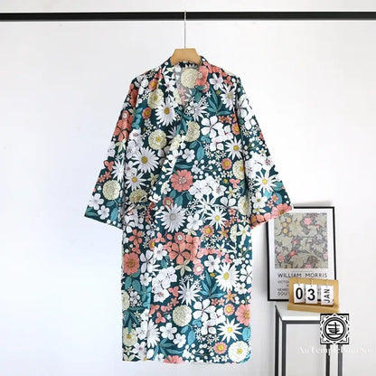 Kimono Floral En Édition Limitée - Éclat Naturel Et Design Moderne