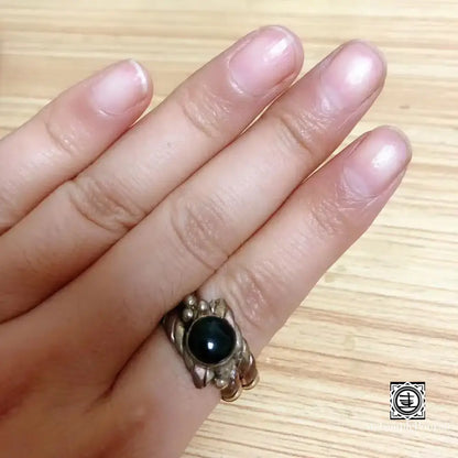 ’Murmure De Kathmandu’ - Anneau En Agate Noire Et Pierre Lune Bague - Tibet