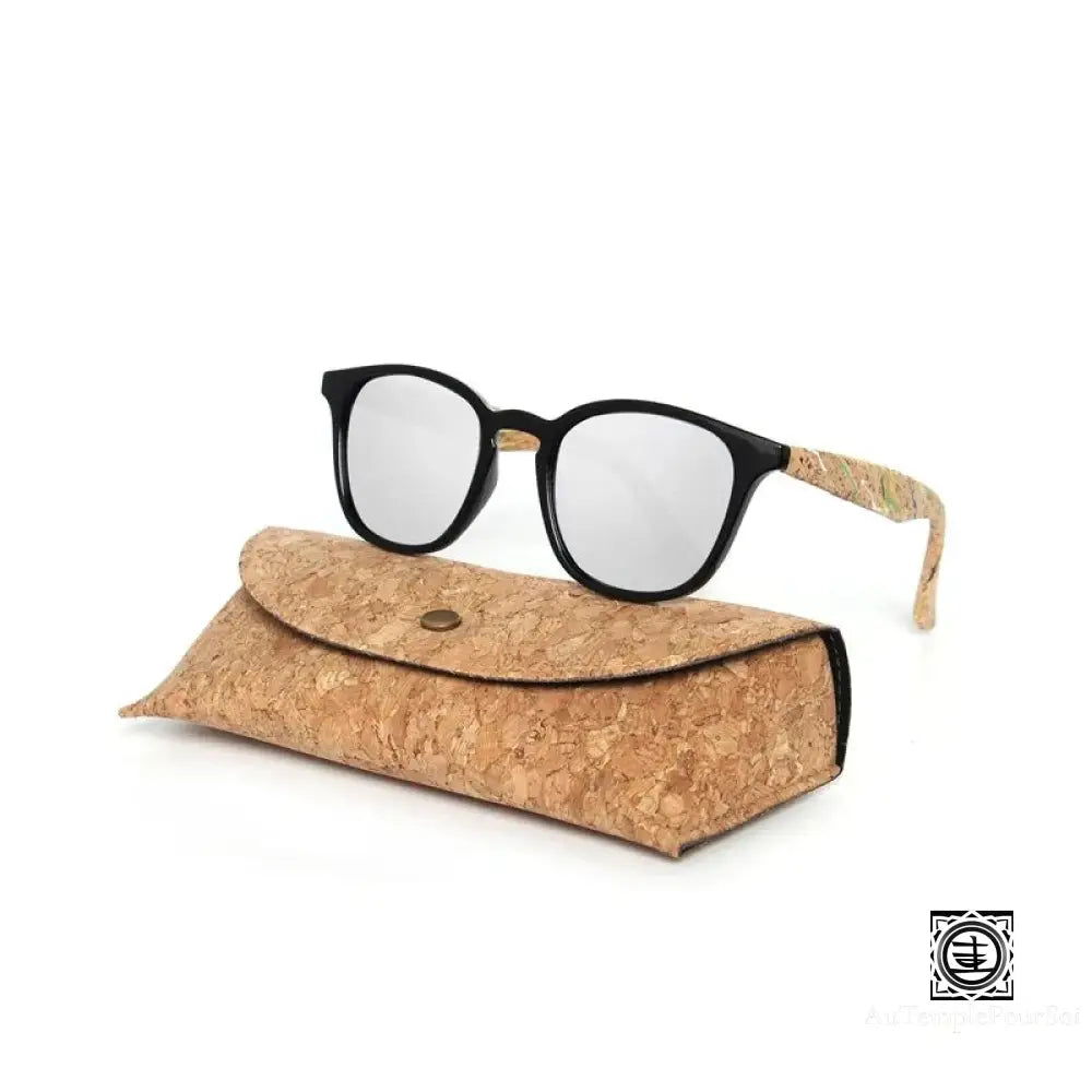 Style bohème avec lunettes en bois et étui souple en liège