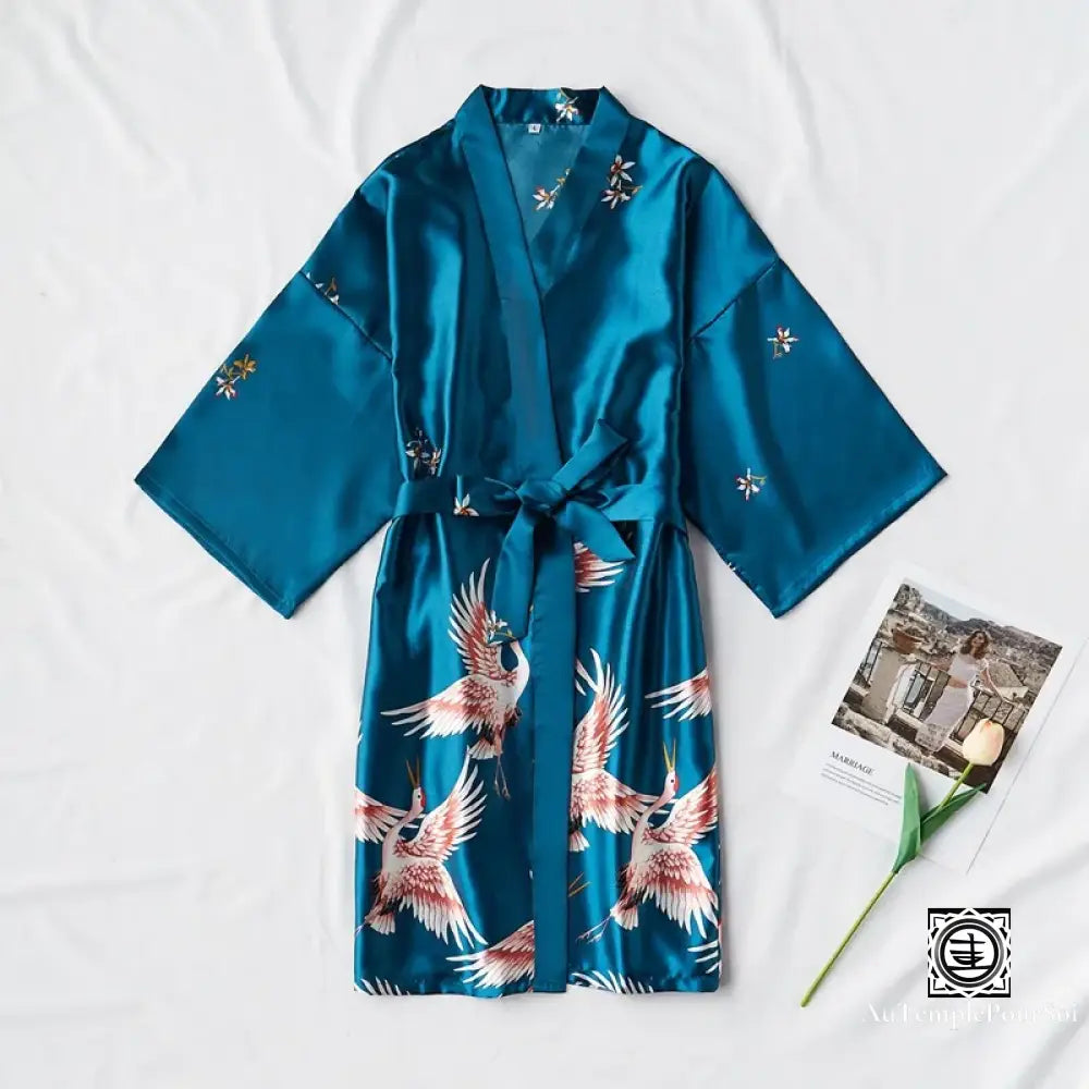 ’Yorokobi’ Kimono Élégance En Soie Avec Motifs - Robe