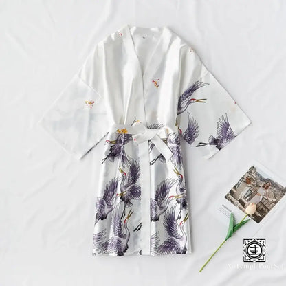 ’Yorokobi’ Kimono Élégance En Soie Avec Motifs - Robe